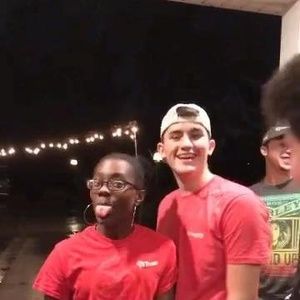 Meet your Posher, Haley